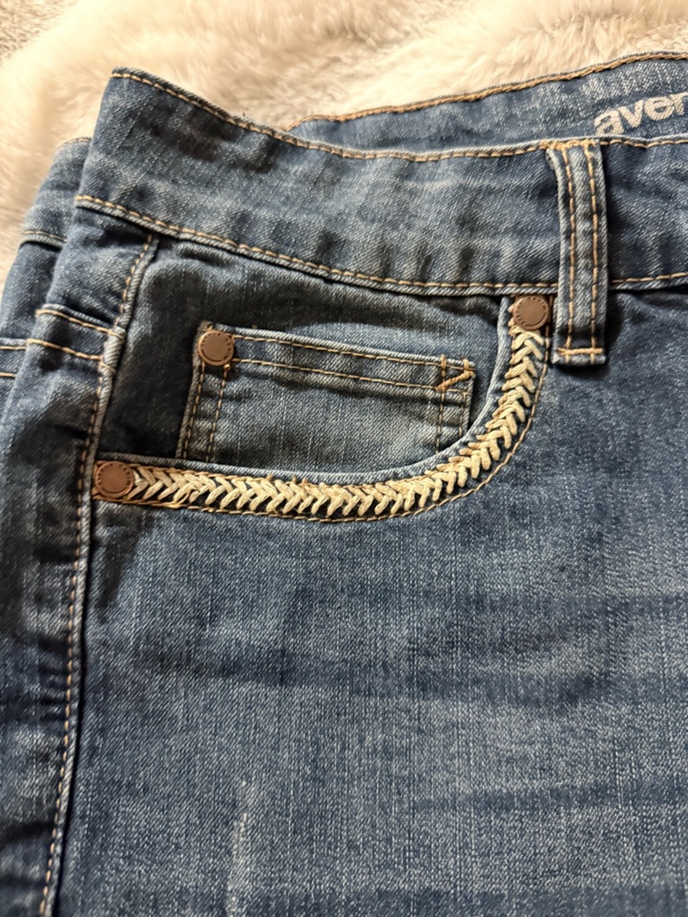 Avenue Dark Wash Ankle Jeans with Cute Trim - Picture 4 of 9